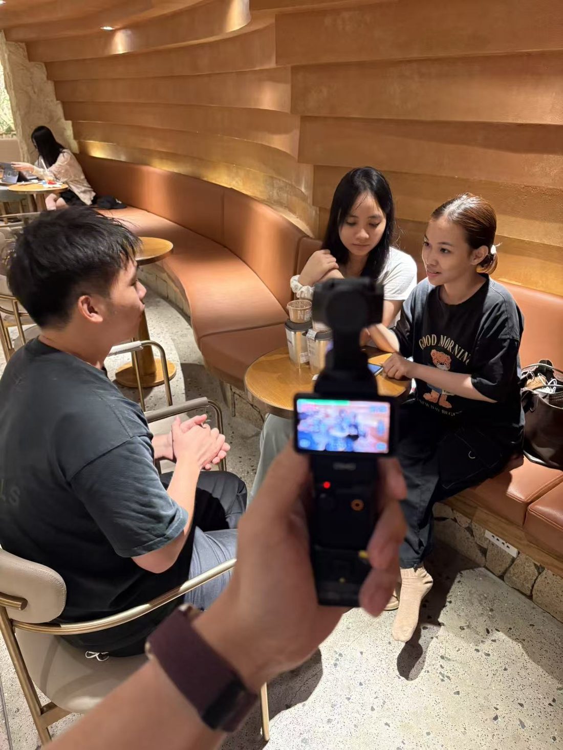 越南商务代表团调研